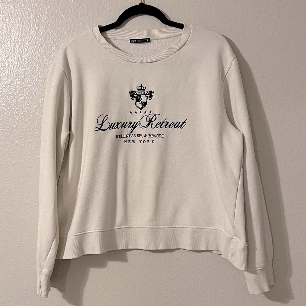 Zara Luxury Retreat New York Embroidered Oversized Sweatshirt